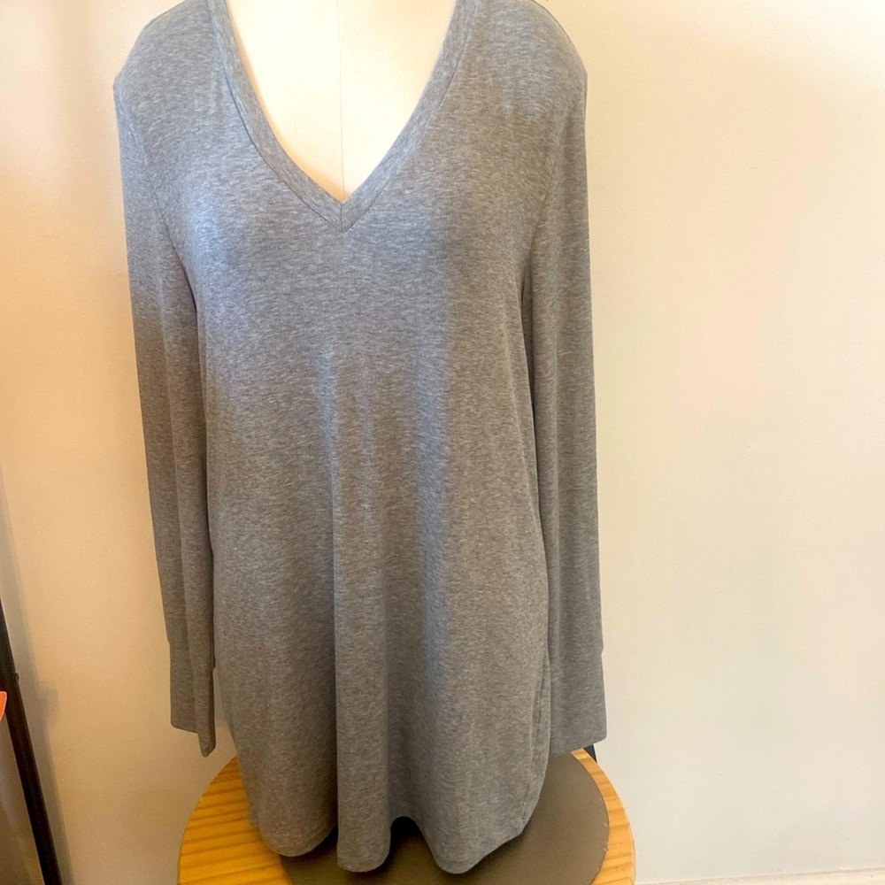 NWT Universal Standard Women’s Gray Long Sleeve Tencel Eco Soft Breathable Med